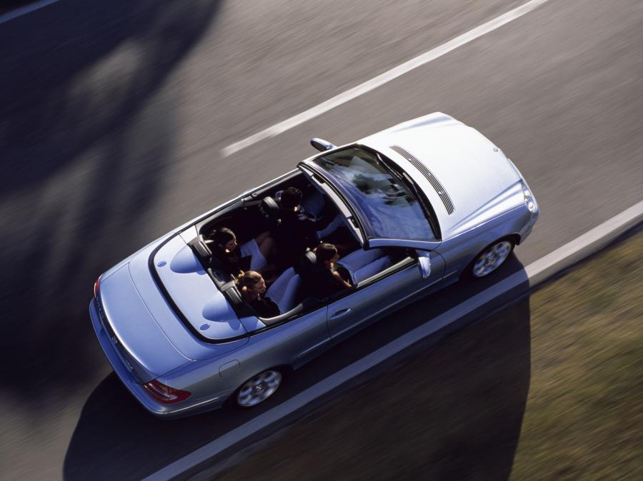  Mercedes-Benz CLK-Class Cabriolet 2004 года  (фото 136 из 164)